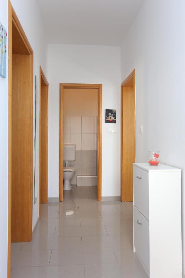 Apartments With A Parking Space Stanici, Omis - 17894 Luaran gambar